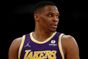 开云首页体验洛杉矶快船关键时刻迎来里程碑，志在法甲名次提升，更衣室稳定，更衣室氛围转暖的简单介绍